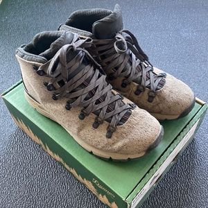 Danner Mountain 600 Enduroweave boots